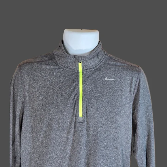 Nike Dri-Fit "Running" Reflective Training Sweatshirt - Picture 2 of 12